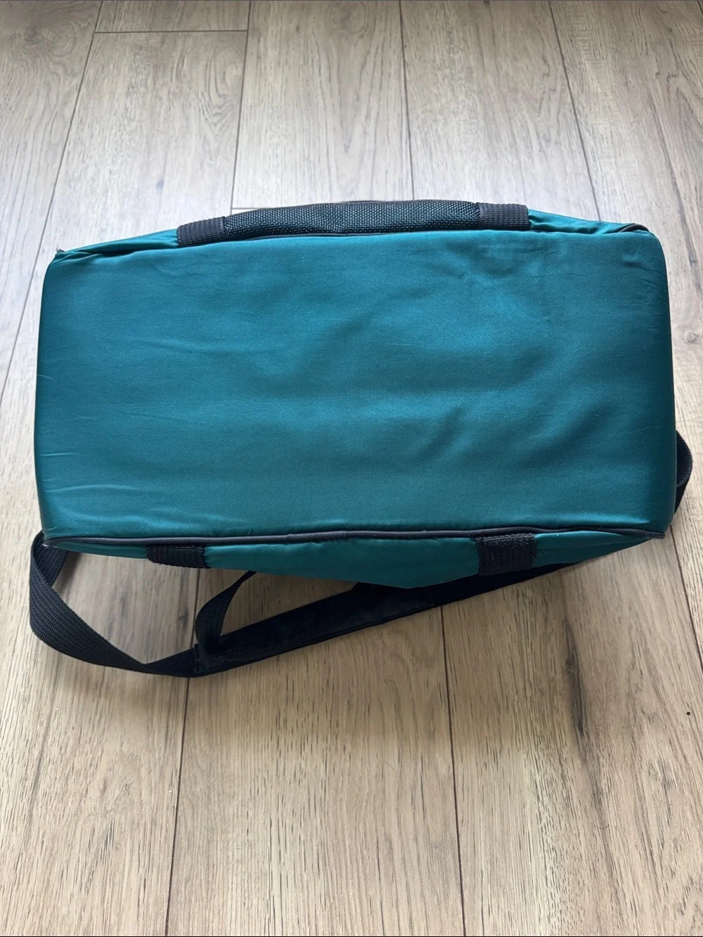 Vintage Nike Small Duffel Bag Green Black Red Long Strap Handles Full Zip